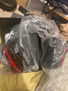 （分類：）位於 。 由 hahahaismeagain 提交（商品編號 1359603458，圖片 1）。簡介： 。