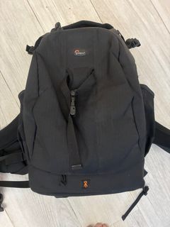 （分類：）位於 。 由 elvisttttttt 提交（商品編號 1359575025，圖片 1）。簡介： 。