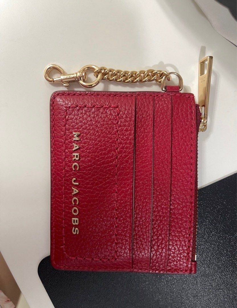 Marc Jacobs Card Holder (Category: Luxury Bags & Wallets) located in Rizal. Submitted by goodayne (Listing ID 1359527148, Image 1). Description: .