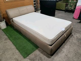 😍NAPAKAGANDA!! MUJI MATTRESS!!😍
Modern Reclining Bedset w/ Hydraulic Storage
Semi-double size Bedset
Cushioned Soft Fabric Covered Frame
Reclining Bed & Headrest
MUJI SUPER SOFT & SUPER COMFY Mattress
Price : 19000

*FREE DEEP CLEANING