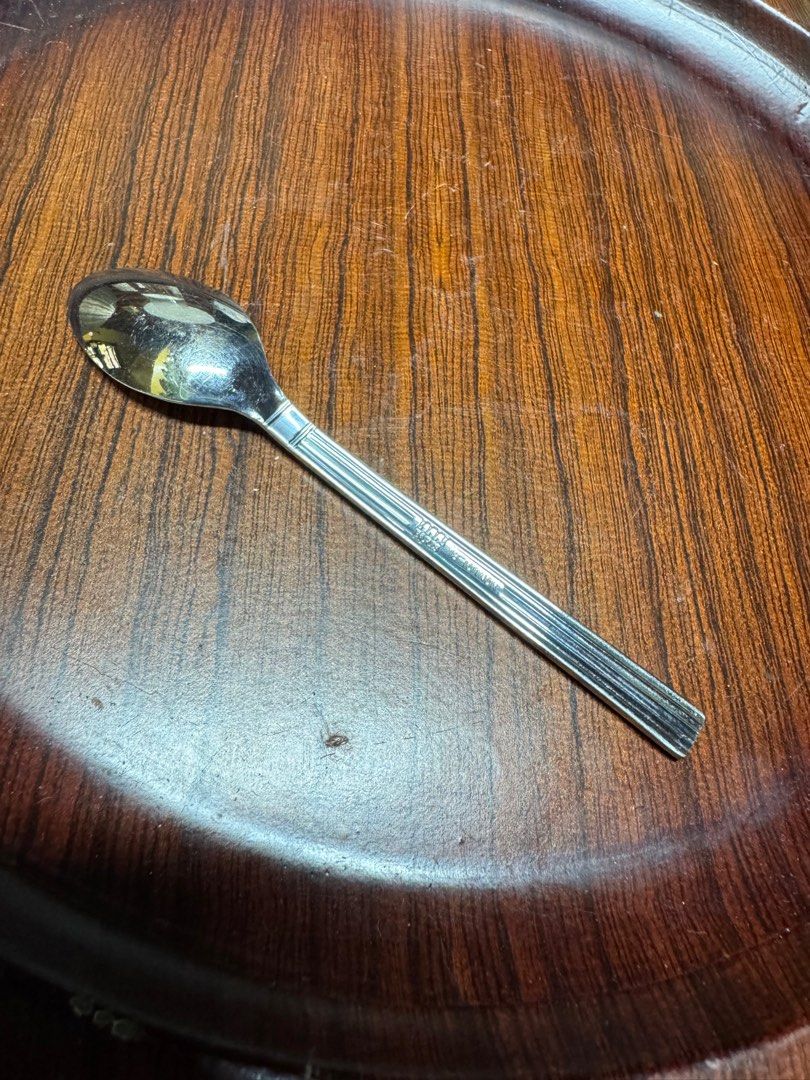 One piece Elle teaspoon (Category: Dinnerware & Cutlery) located in Davao. Submitted by parteawares2 (Listing ID 1359516004, Image 3). Description: One piece Elle teaspoon made in Japan .
