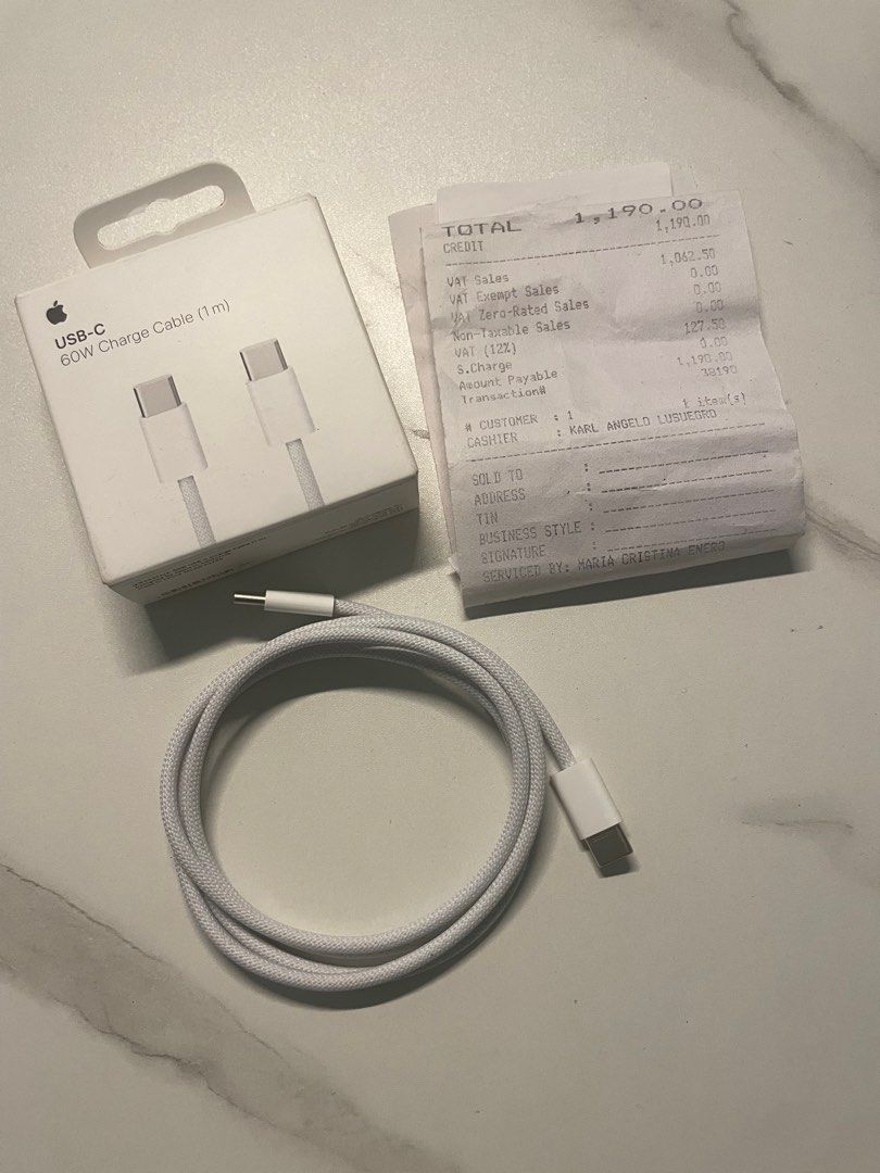 Original Type C Braided Cord (Category: Chargers & Cables) located in Quezon City. Submitted by viyslvd (Listing ID 1359522980, Image 1). Description: Original Type C Braided Cord Good as new Bought from PMC With receipt Pick up or delivery thru Lalamove or J&T 📍QC, Fairview .