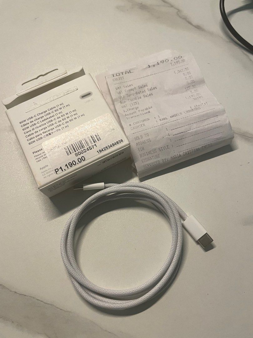 Original Type C Braided Cord (Category: Chargers & Cables) located in Quezon City. Submitted by viyslvd (Listing ID 1359522980, Image 2). Description: Original Type C Braided Cord Good as new Bought from PMC With receipt Pick up or delivery thru Lalamove or J&T 📍QC, Fairview .