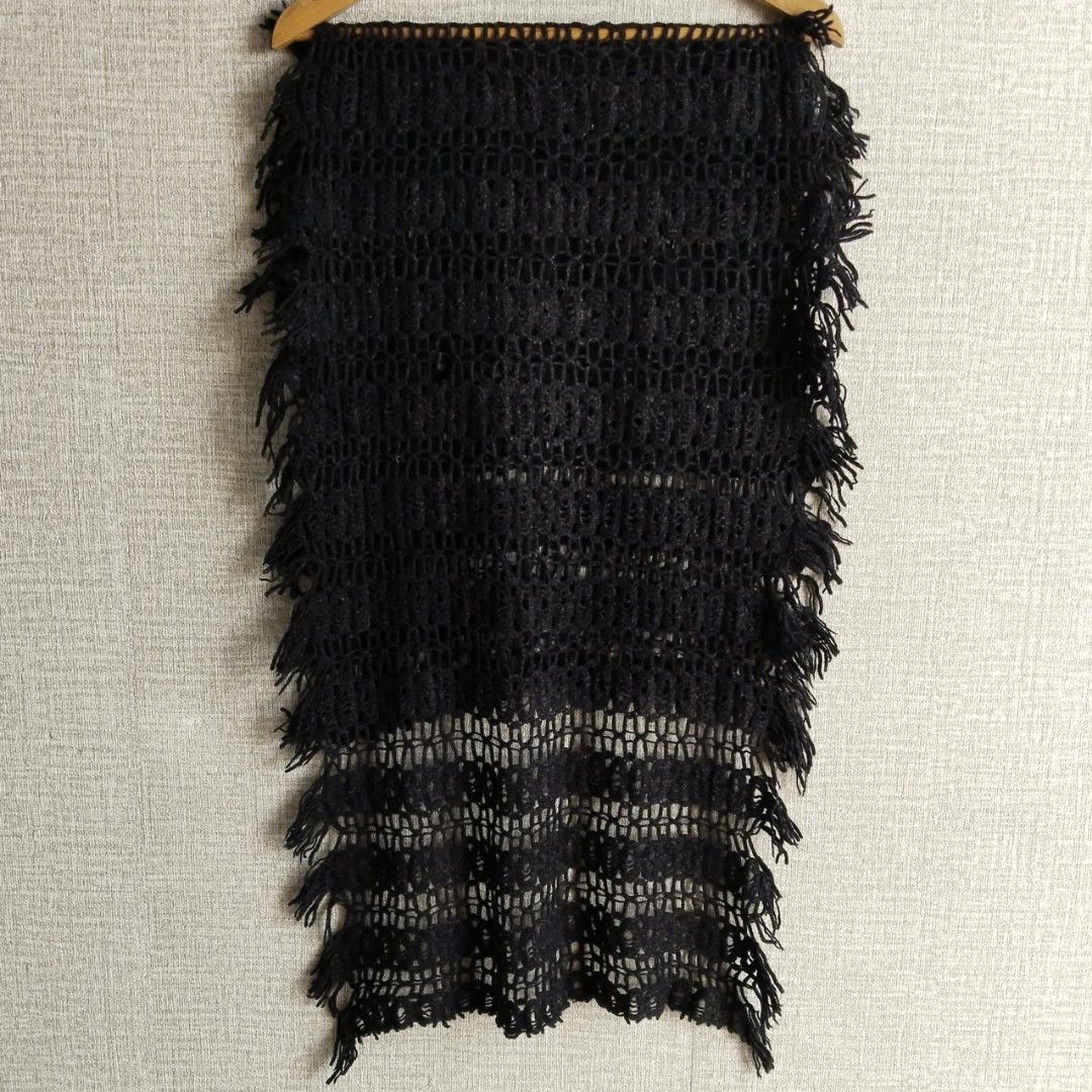 PLAIN BLACK SEE-THROUGH CROCHET STRETCHY SHAWL SCARF (Category: Scarves) located in Baliuag. Submitted by adettethrft. (Listing ID 1359587065, Image 2). Description: NOTE: Measurements are measured in inches. Please know your prefer measurements to avoid wrong orders. MEANING: W-WAIST/WIDTH• B-BUST •SH-SHOULDER WIDTH • SL-SLEEVES •L-LENGTH •A-ARMHOLE.
