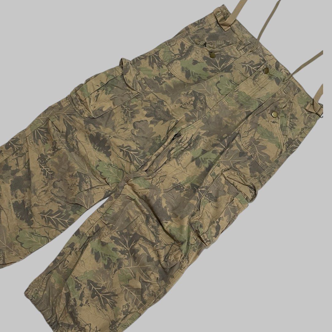 Realtree Wide Leg Cargo Pants (Category: Activewear) located in Urdaneta. Submitted by castingcouch_ph (Listing ID 1359630960, Image 3). Description: W "36" L "40" Hem "9" Item Condition 9/10 Item Price ₱499.