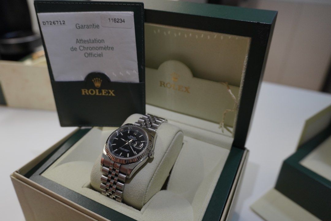 Rolex Datejust 36mm (Category: Men's Watches) located in Paranaque City. Submitted by listitwithb (Listing ID 1359554658, Image 3). Description: 36mm Datejust 2006 White gold fluted bezel Super jubilee / continuous bracelet Local Ad Full set Ref. 116234 ₱470k.