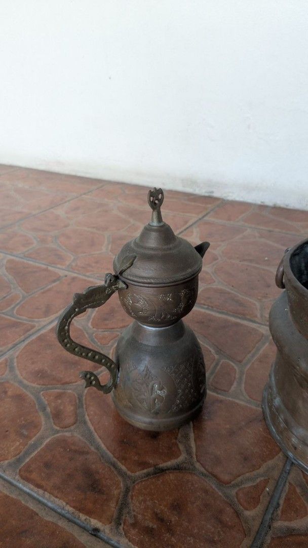 Vintage Brass Items Colletibles (Category: Vintage Collectibles) located in Las Pinas. Submitted by lovedbymariee (Listing ID 1359488824, Image 2). Description: Pick up in Pilar Las Piñas City.