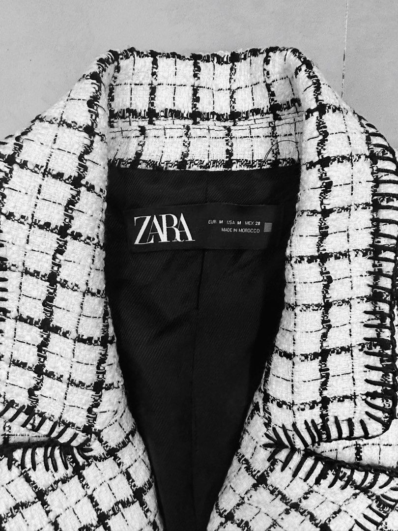 Zara Structured Plaid Tweed Blazer (Category: Coats, Jackets and Outerwear) located in Taguig. Submitted by deckluttering (Listing ID 1359580190, Image 3). Description: -never used; in very good condition 💯 -no flaws / defects -tag removed -originally bought for 4.5K at Zara -RFS: wrong size.