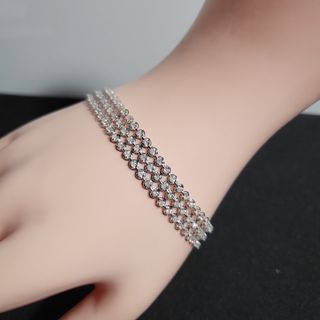 (Category: ) located in . Submitted by cartieffany (Listing ID 1359686782, Image 1). Description: .