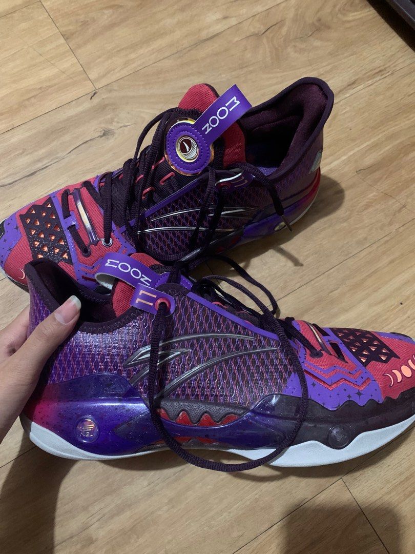 ANTA Kyrie Irving Shockwave 5 Pro MOON (Category: Sneakers) located in Manila. Submitted by caduceusrn (Listing ID 1359808343, Image 2). Description: For Sale❗️ Kyrie Irving x Anta Shock Wave 5 Pro “Moon” 🟣 Size 11 Condition: 9/10 Issues: dirty soles, used 4 times only on wooden courts (tabla) No box - bought from SG 6.5k - negotiable pa (SRP 9,995) .