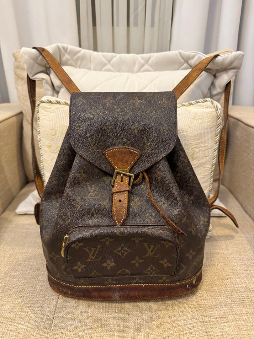 Authentic Louis Vuitton Montsouris MM (Category: Luxury Bags & Wallets) located in Quezon City. Submitted by teejaydavid26 (Listing ID 1359822167, Image 1). Description: Hi, I’m selling this Authentic Louis Vuitton Montsouris MM. Project bag. For restoration or CAV. Maganda pa canvas. Magagamit pa as is kung di maselan clean mo nalang. Guaranteed Authentic! Money back guarantee! Feel free to message me. Thank you.