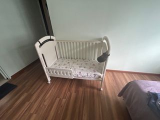 (Category: ) located in . Submitted by abbydgs (Listing ID 1359660615, Image 1). Description: .
