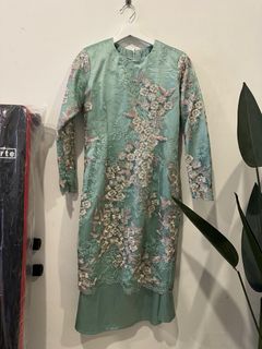 (Category: ) located in . Submitted by thetriftedvintage (Listing ID 1359699649, Image 1). Description: .