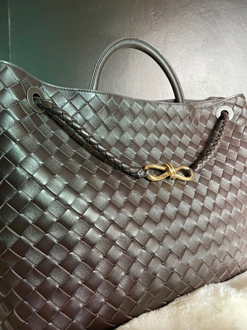 Bottega Andiamo Large (Category: Luxury Bags & Wallets) located in Silang. Submitted by girlyouneedthis (Listing ID 1358677911, Image 3). Description: FLASH SALE TODAY ONLY! Bottega Andiamo large size in color fondant, can be sling bag, shoulder bag and a crossbody bag depending on your height. Perfect travel and work bag. Comes with dustbag only No returns, No exchange, No refunds..