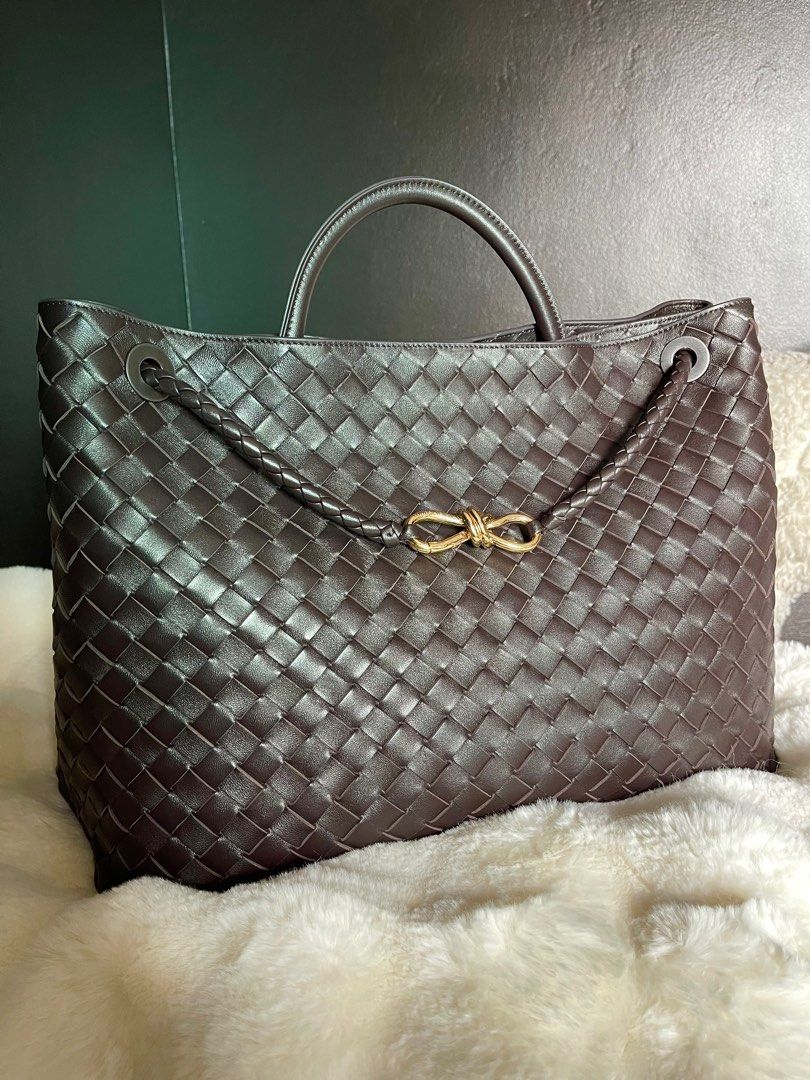 Bottega Andiamo Large (Category: Luxury Bags & Wallets) located in Silang. Submitted by girlyouneedthis (Listing ID 1358677911, Image 2). Description: FLASH SALE TODAY ONLY! Bottega Andiamo large size in color fondant, can be sling bag, shoulder bag and a crossbody bag depending on your height. Perfect travel and work bag. Comes with dustbag only No returns, No exchange, No refunds..