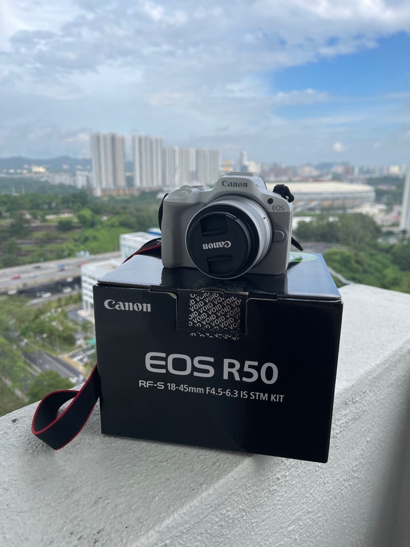 Canon EOS R50 with 15-45mm kit lens (sc:5k)(box), Photography, Cameras ...