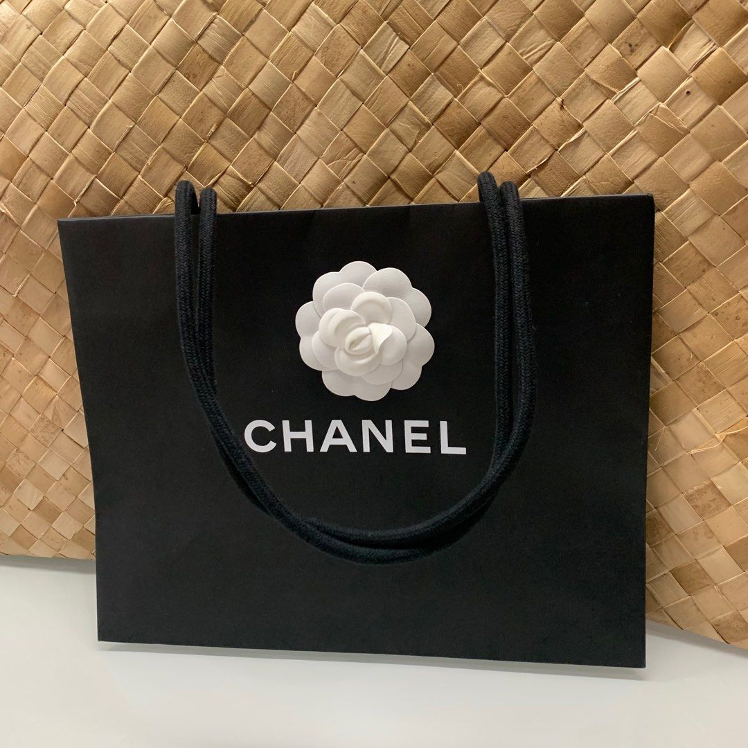 Chanel paperbag Small (Category: Luxury Bags & Wallets) located in Manila. Submitted by thebookclubz (Listing ID 1359812913, Image 1). Description: .