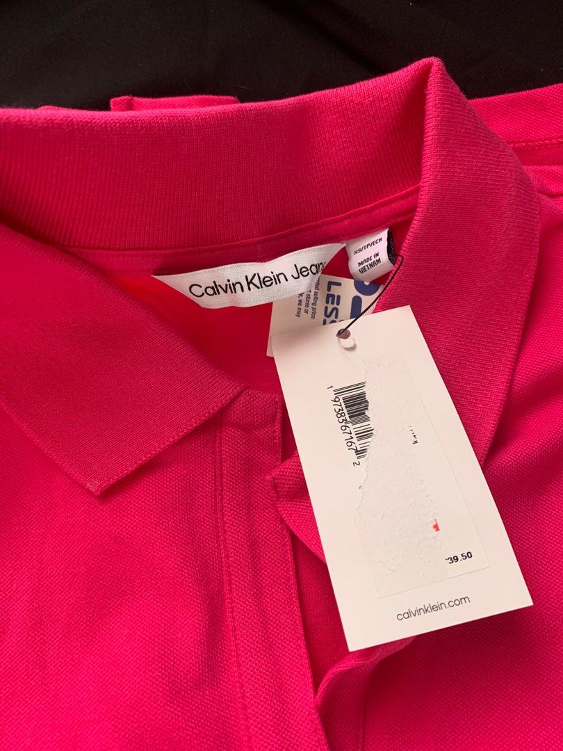 CK fuchsia pink size XS (Category: Shirts) located in Makati City. Submitted by katrinam09 (Listing ID 1359819358, Image 2). Description: Can fit XS to Small only.