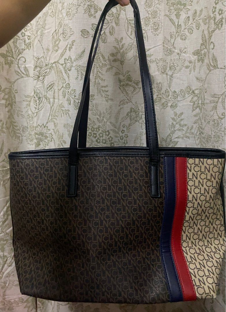 CLN Bag (Category: Luxury Bags & Wallets) located in Las Pinas. Submitted by ppixshe (Listing ID 1359773698, Image 2). Description: LIKE NEW & ORIGINAL rfs: need funds loc: LAS PIÑAS.