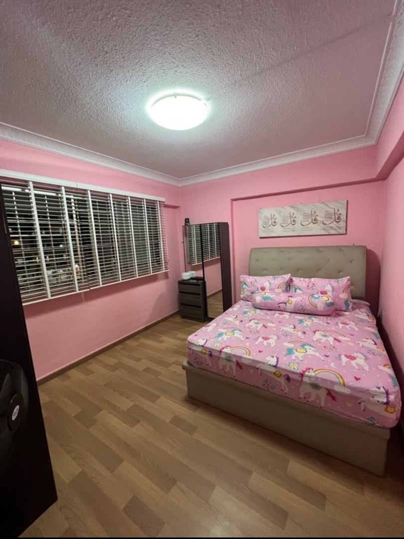 (Category: ) located in . Submitted by NHBMWCLOSETZ (Listing ID 1359689841, Image 1). Description: .