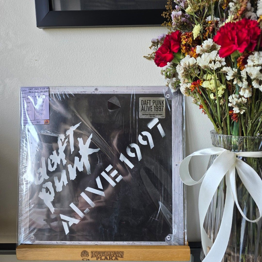 Daft Punk-Alive 1997 (Category: CDs & DVDs) located in Taguig. Submitted by Kapitan_Plaka (Listing ID 1359682165, Image 1). Description: Condition Cover: Excellent Media: Excellent.