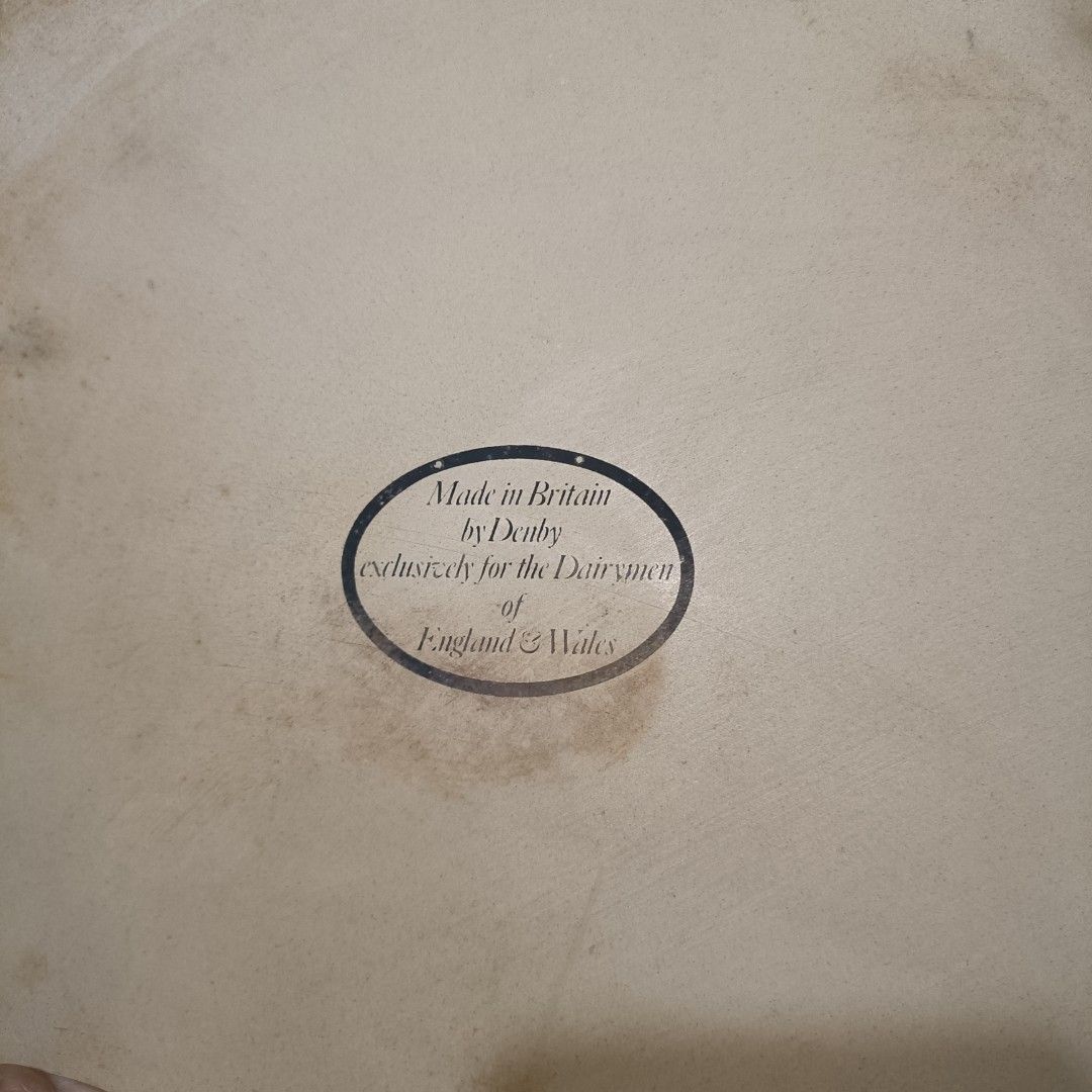 Denby Bakeware/Serving Dish (Category: Bakeware) located in Manila. Submitted by kharla2006 (Listing ID 1359805233, Image 2). Description: 10 inches.