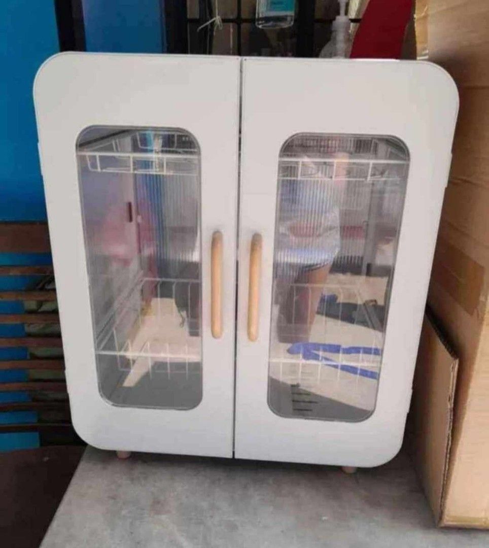 Dish rack drainer cabinet (Category: Dishwasher) located in Manila. Submitted by dolorchris69891 (Listing ID 1359708280, Image 1). Description: Dish rack cabinet.