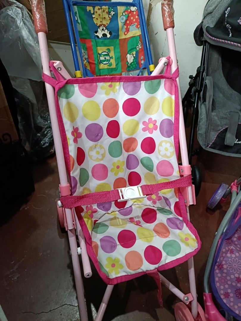 Doll stroller (Category: Strollers) located in Iligan City. Submitted by shehabdor98515 (Listing ID 1359693051, Image 3). Description: blue stroller-550 graco pink- 550 pink- 550 grey-750.