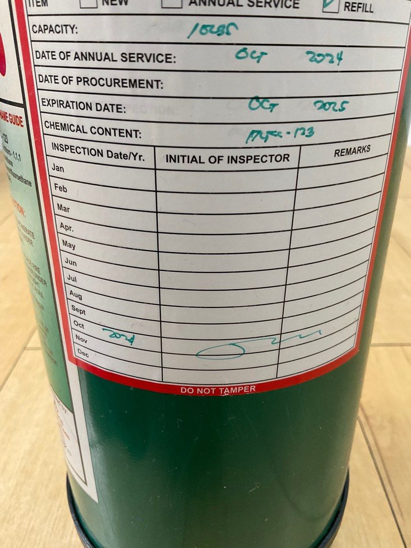 Fire extinguisher HCFC-123 10lbs (Category: Other Security Devices) located in Mandaluyong City. Submitted by boymontenegro (Listing ID 1359701458, Image 2). Description: 3 pcs Brother HCFC -123 - fire exting. 1,700 each Reffiled- until October 2025 Unit - No damage /good condition.