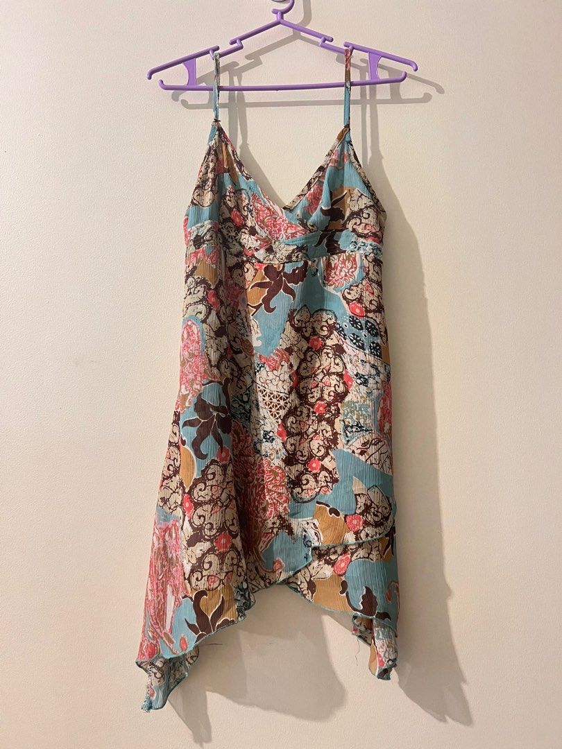 Floral Boho Long Top / Mini Dress (Category: Dresses) located in Quezon City. Submitted by eggnog852 (Listing ID 1359719519, Image 1). Description: Fits XS-M No tag #floral #y2k #boho .