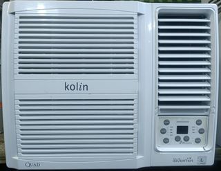 FOR SALE ‼️ SLIGHTLY USED WINDOW TYPE AIRCON FULL INVERTER