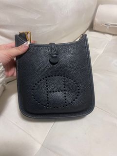 （分類：）位於 。 由 huenya 提交（商品編號 1359796962，圖片 1）。簡介： 。