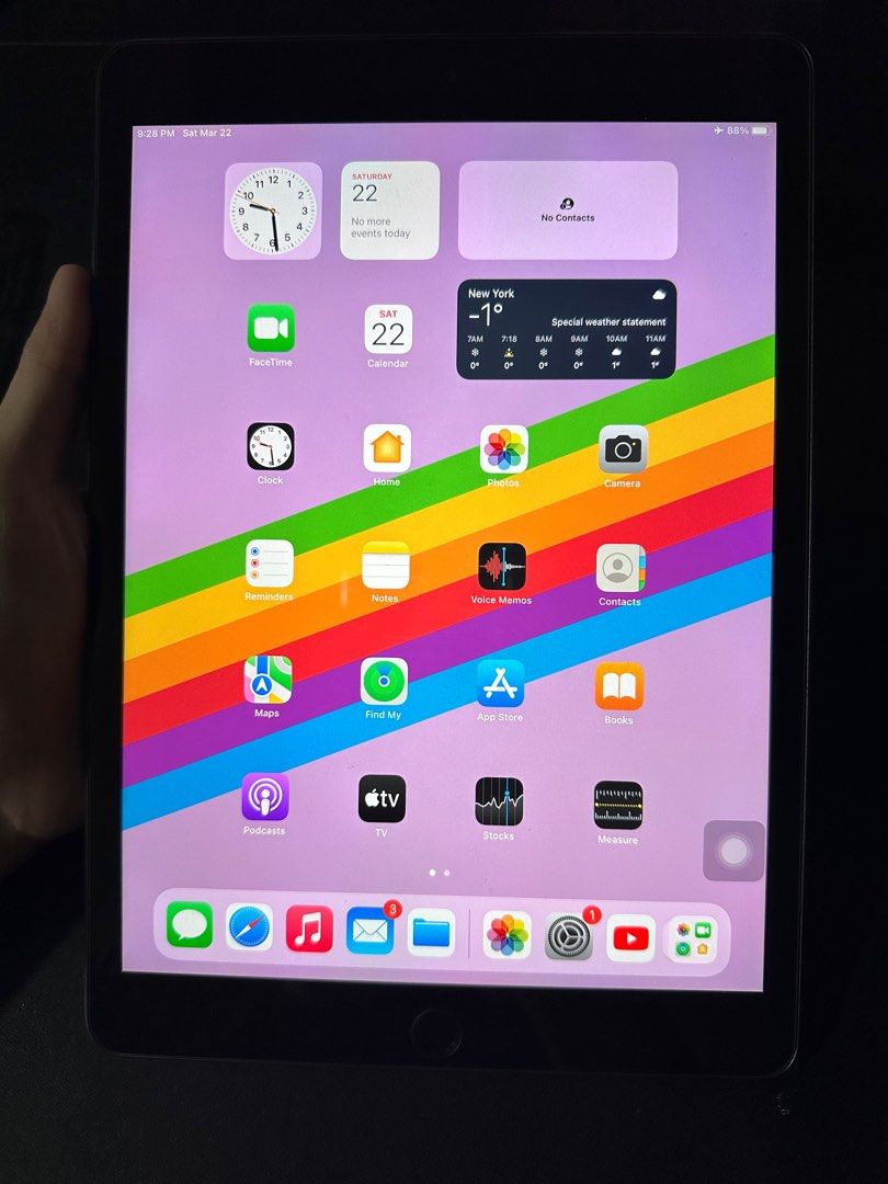 iPad 8th Gen (128 GB) (Category: iPad) located in Bulacan. Submitted by _mv_ml_ (Listing ID 1359798008, Image 3). Description: iPad (8th generation) 128 GB No issues No history of repair Battery - good All buttons - good Touch ID - good No dents, no scratches no inclusion, iPad only.