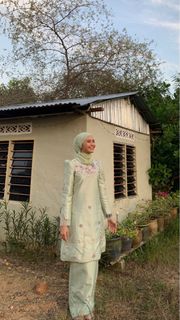 (Category: ) located in . Submitted by amyraaaaa (Listing ID 1359802739, Image 1). Description: .