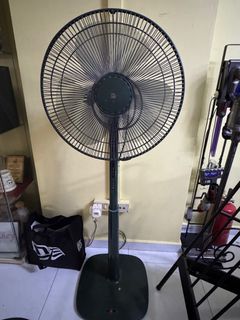 (Category: ) located in . Submitted by rbl77 (Listing ID 1359796251, Image 1). Description: .