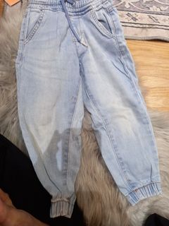 (Category: ) located in . Submitted by soleh99 (Listing ID 1359806503, Image 1). Description: .