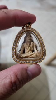 (Category: ) located in . Submitted by blessedcollector (Listing ID 1359788450, Image 1). Description: .