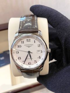 (Category: ) located in . Submitted by watchluxury888 (Listing ID 1359755944, Image 1). Description: .