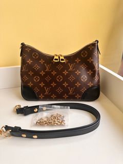 (Category: ) located in . Submitted by luxegold (Listing ID 1304483605, Image 1). Description: .