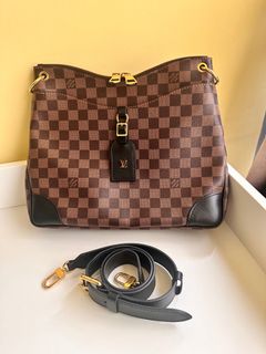 (Category: ) located in . Submitted by luxegold (Listing ID 1339410992, Image 1). Description: .