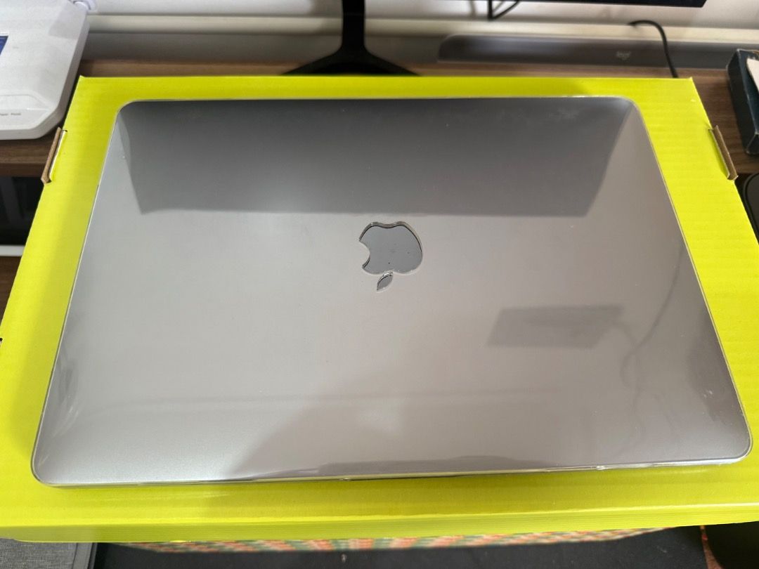 MacBook Pro 2020 M1 (Category: Laptops & Notebooks) located in Silang. Submitted by florenceea58613 (Listing ID 1359729700, Image 1). Description: Negotiable.