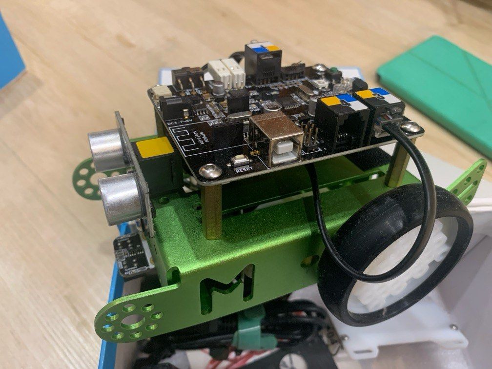 Makeblock mBot (Category: Remote Control Toys) located in Singapore. Submitted by iamcs (Listing ID 1359820135, Image 1). Description: As is, as per photo. .