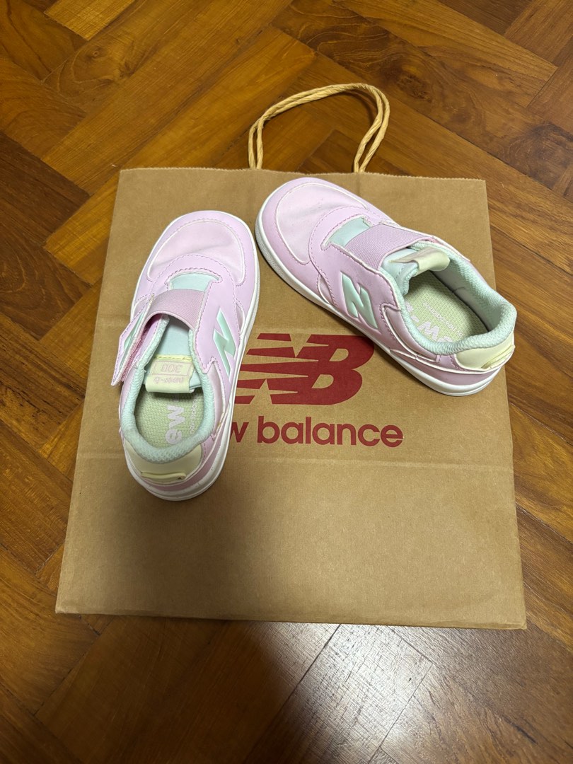 New Balance Silver and Baby Pink Shoes, 5 little kid main image 1