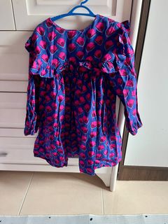 (Category: ) located in . Submitted by waniewardrobez (Listing ID 1359694262, Image 1). Description: .