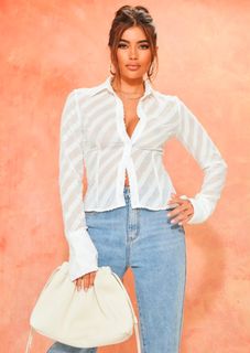 (Category: ) located in . Submitted by xoxomycloset (Listing ID 1359682013, Image 1). Description: .