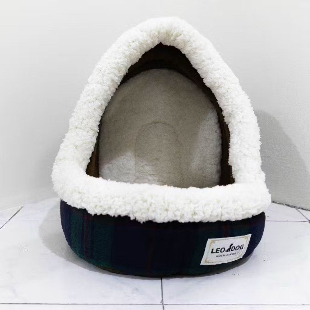 Premium Pet Beds Dog Cat Bed Made in Korea (Category: Homes & Other Pet Accessories) located in Quezon City. Submitted by msh1004 (Listing ID 1359676830, Image 2). Description: Oval Pet Bed Small - 350 Pet Bed House - 450 LAST PRICE 📍UP Village QC.