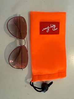 （分類：）位於 。 由 dolphinmrb 提交（商品編號 1359700220，圖片 1）。簡介： 。