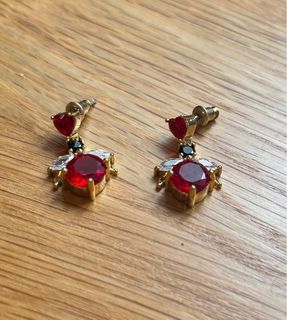 (Category: ) located in . Submitted by morceaux12345 (Listing ID 1359736131, Image 1). Description: .