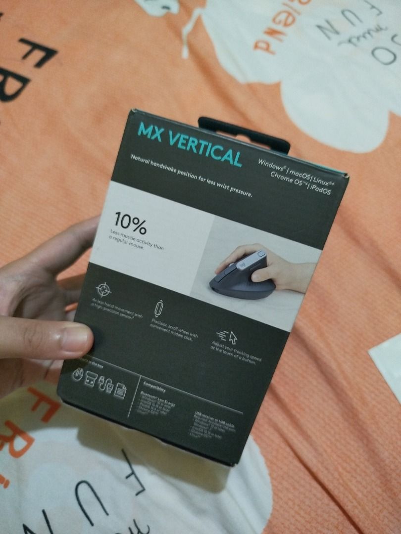 Sealed Logitech MX VERTICAL brand new (latest) (Category: Mouse & Mousepads) located in Quezon City. Submitted by calibre027 (Listing ID 1359663114, Image 2). Description: Sealed Logitech MX VERTICAL brand new (latest) ✔ 100% brand new sealed ✔ under warranty, I can forward the email confirmation from datablitz ✔ SRP is is around 4.8k ✔ meetup - Avire Tower Proj.4, Quezon City / sm north, trinoma upon schedule / meycauayan or marilao bulacan.