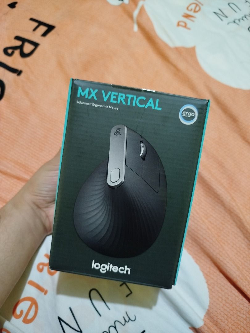 Sealed Logitech MX VERTICAL brand new (latest) (Category: Mouse & Mousepads) located in Quezon City. Submitted by calibre027 (Listing ID 1359663114, Image 1). Description: Sealed Logitech MX VERTICAL brand new (latest) ✔ 100% brand new sealed ✔ under warranty, I can forward the email confirmation from datablitz ✔ SRP is is around 4.8k ✔ meetup - Avire Tower Proj.4, Quezon City / sm north, trinoma upon schedule / meycauayan or marilao bulacan.